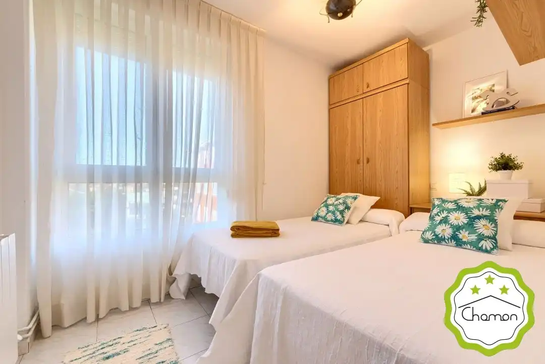 Schlafzimmer von Wohnung zur Miete in Noja mit Heizung, Privatgarten und Terrasse