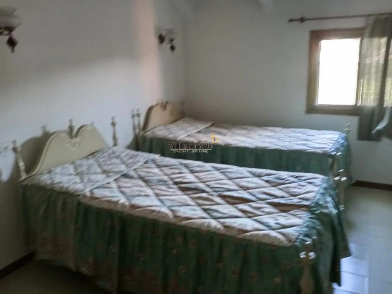 Habitación de Planta baja en venta en Vilagarcía de Arousa con Calefacción