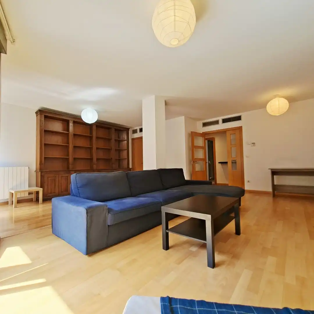 Flat with pool for sale in Miralbueno, imagen 2