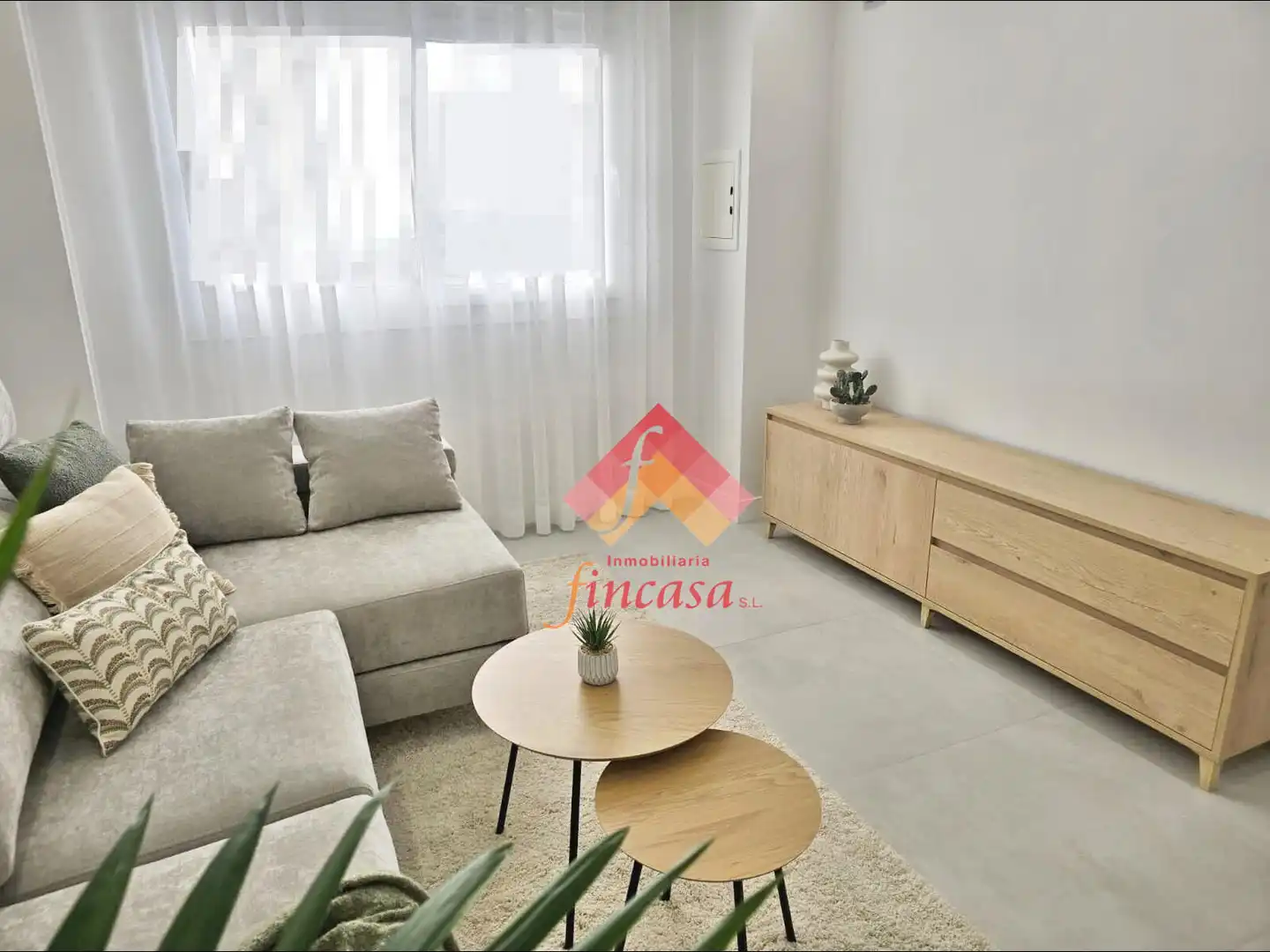 Wohnzimmer von Wohnung zum Verkauf in Ronda mit Klimaanlage und Möbliert