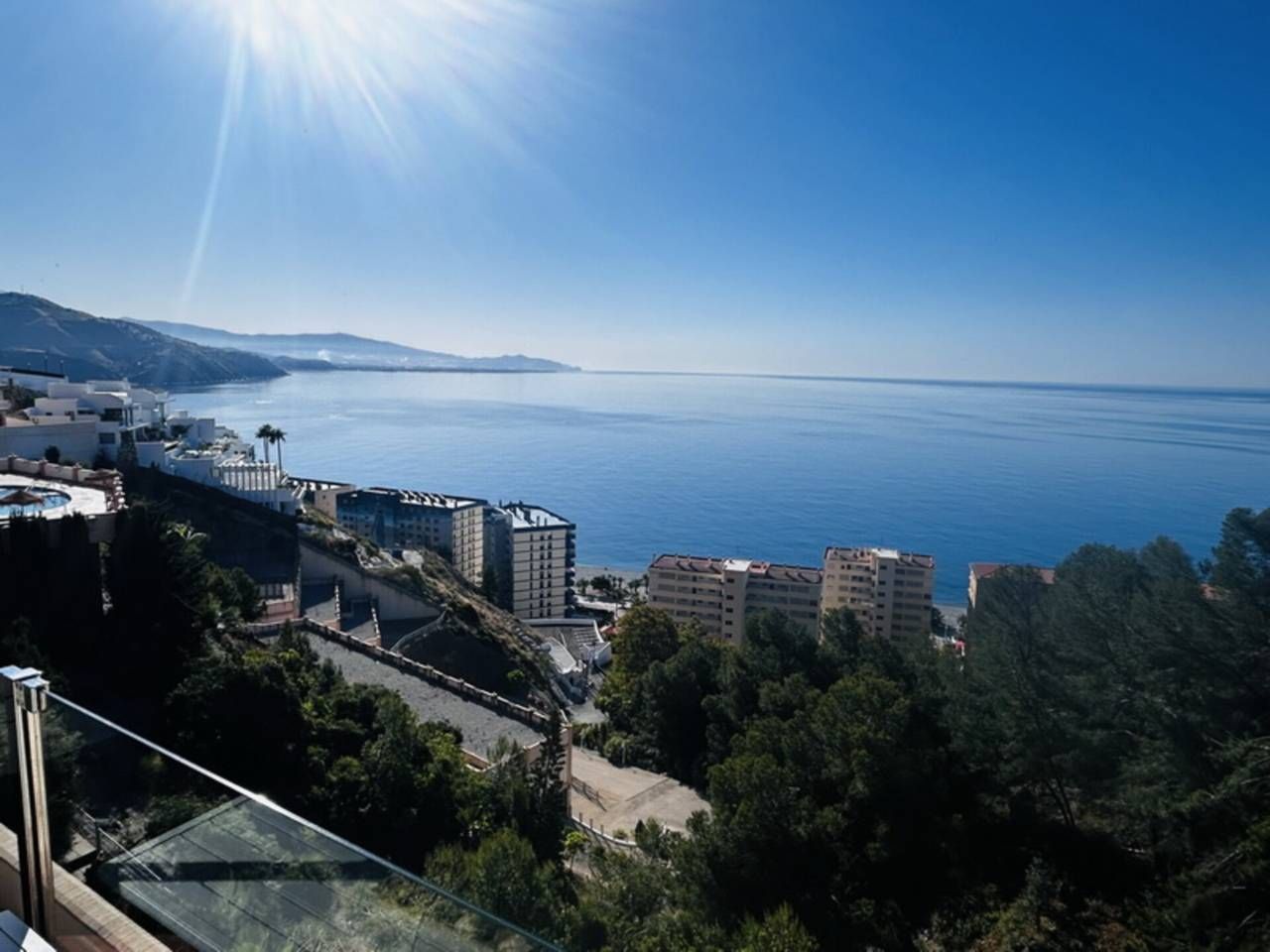 Vista exterior de Dúplex de lloguer en Almuñécar amb Aire condicionat, Terrassa i Moblat