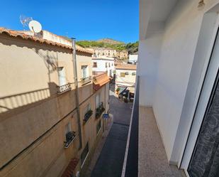 Außenansicht von Wohnung zum verkauf in Laujar de Andarax mit Terrasse und Balkon