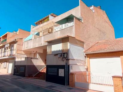 Vista exterior de Àtic en venda en Armilla amb Terrassa