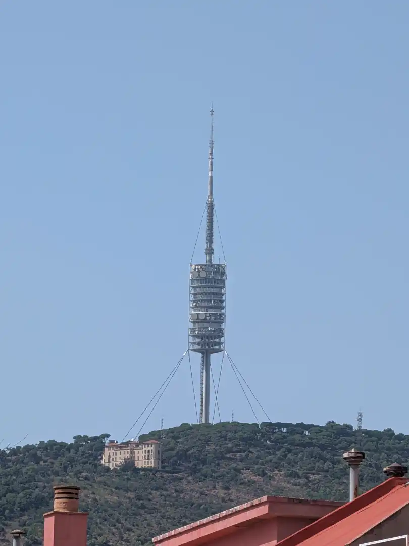 Außenansicht von Wohnung zur Miete in Barcelona mit Klimaanlage, Heizung und Parkett