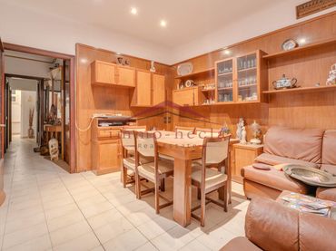 Mixto residencial en venta en Centre