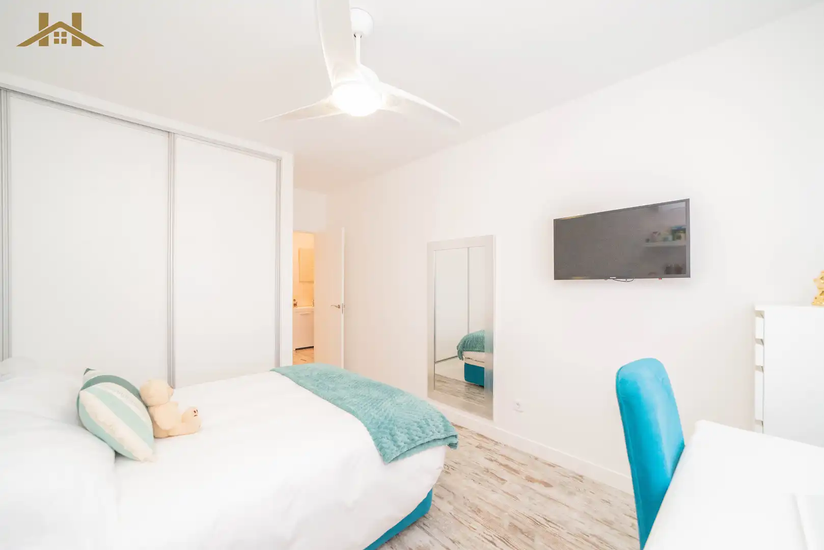 Casa aparellada amb terrassa en venda a Calle el Cacejo, imagen 20