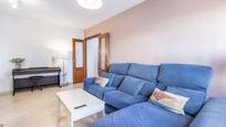 Living room of Flat for sale in  Granada Capital  with Air Conditioner and Terrace