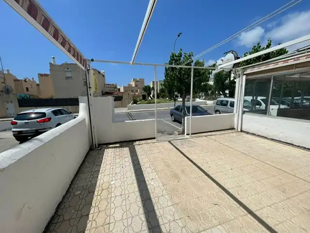 Commercial properties for sale in Avinguda de l'Amerador, Pueblo Español - Coveta Fumá