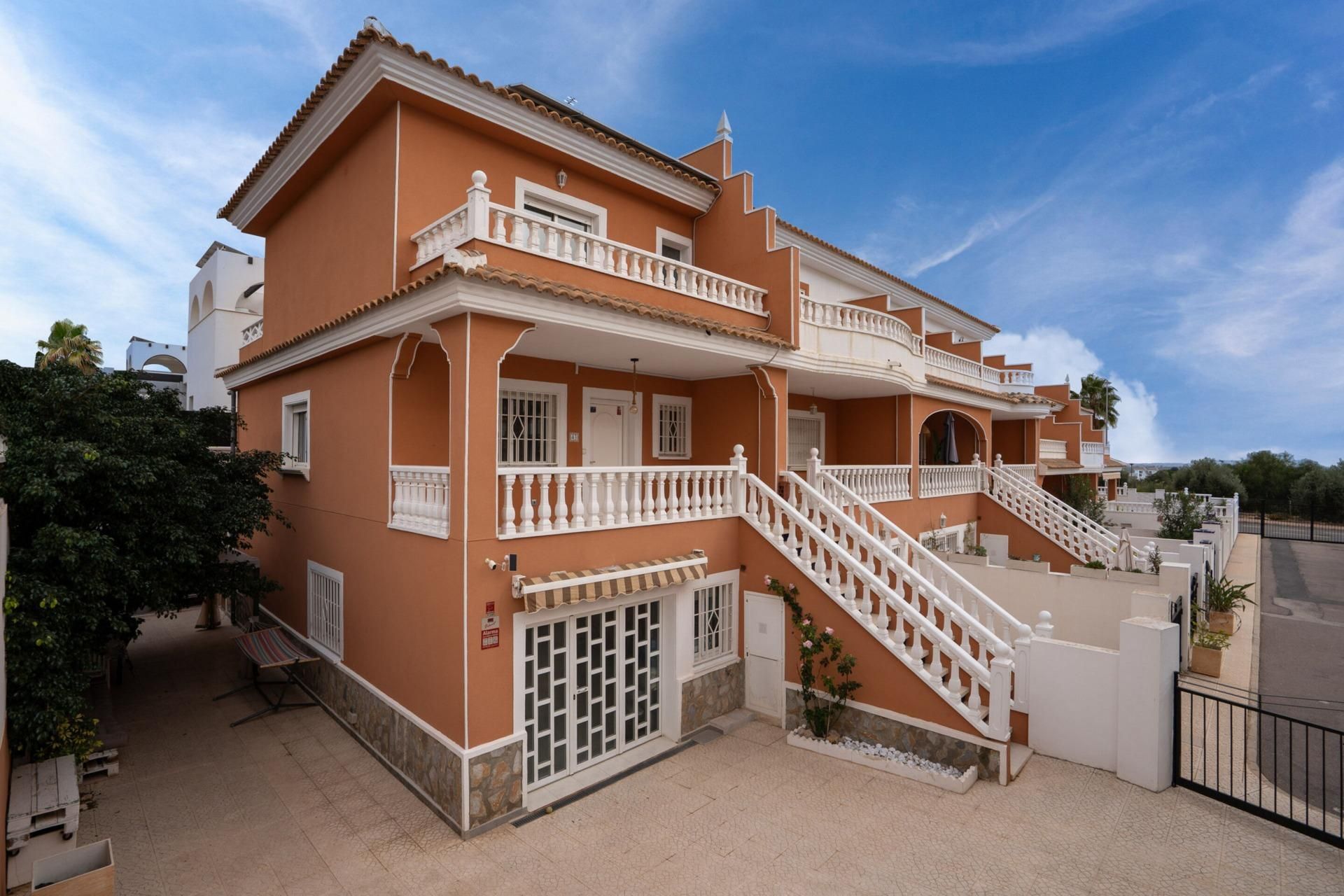 Single-family semi-detached for sale in  DE MALAGA