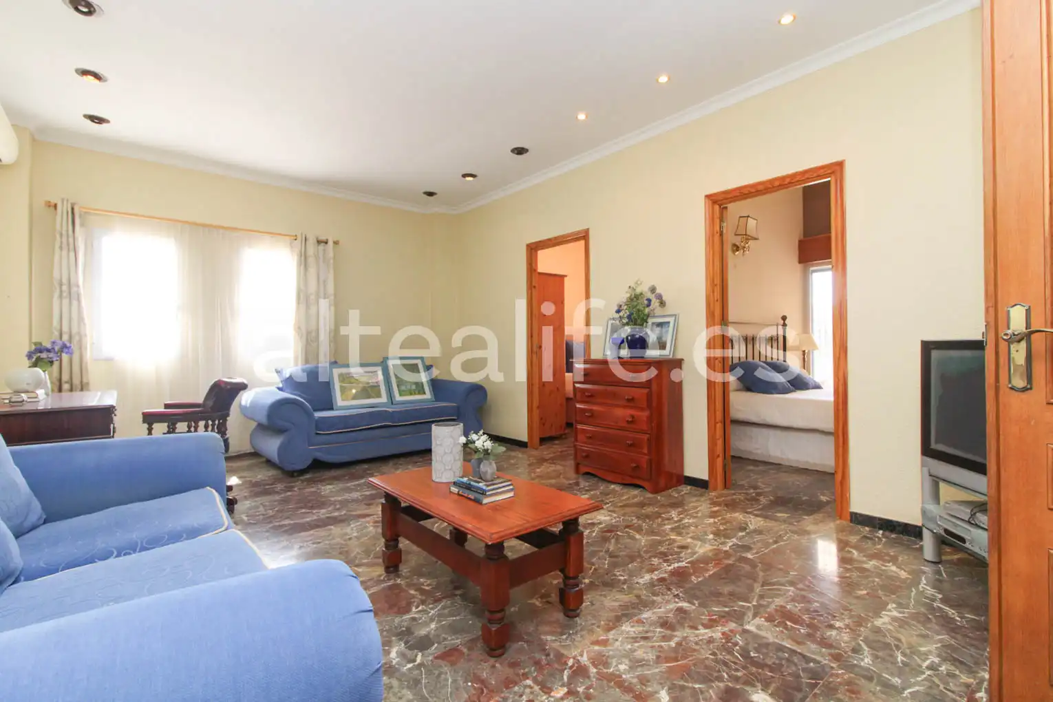 Sala de estar de Casa o chalet en venta en La Nucia con Aire acondicionado, Jardín privado y Terraza
