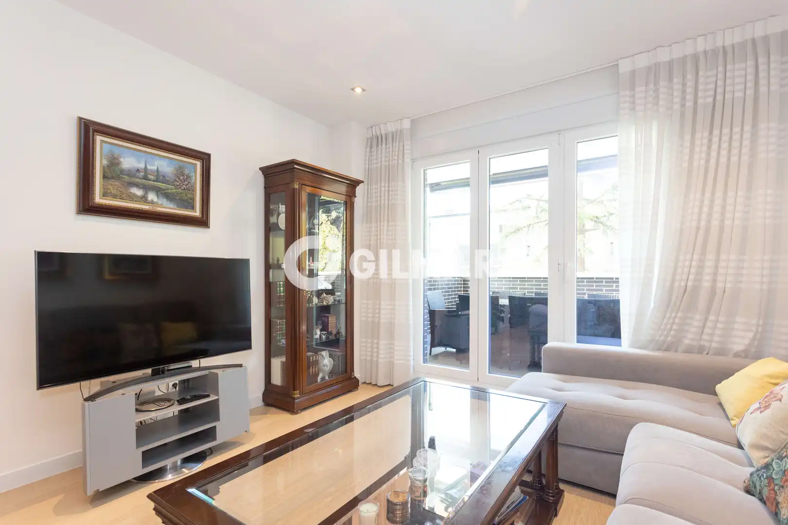 Sala de estar de Piso en venta en Madrid con Calefacción, Trastero y Piscina