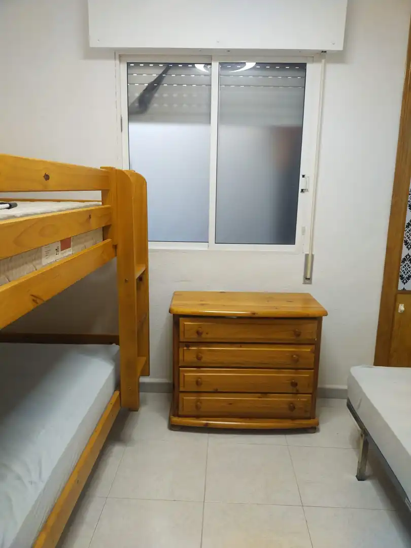 Bajo en venta en Los Cuarteros, imagen 3