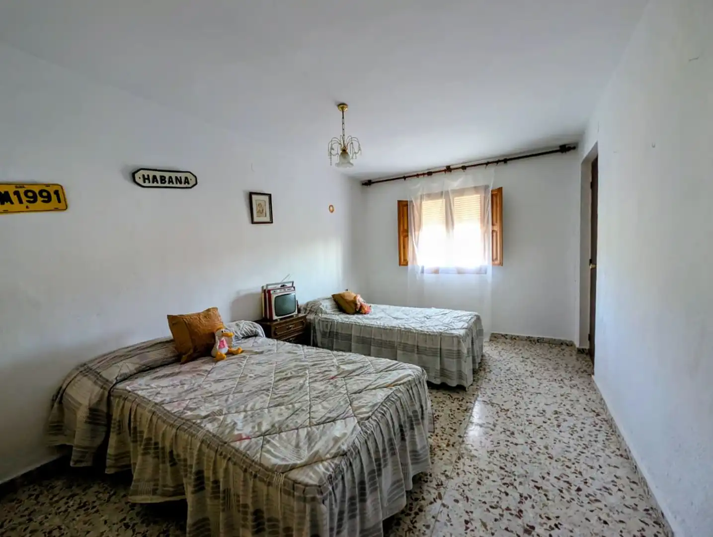 Dormitori de Finca rústica en venda en Loja amb Terrassa