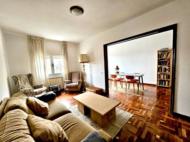 Piso en Venta en Avenida de Monforte de Lemos en La Paz