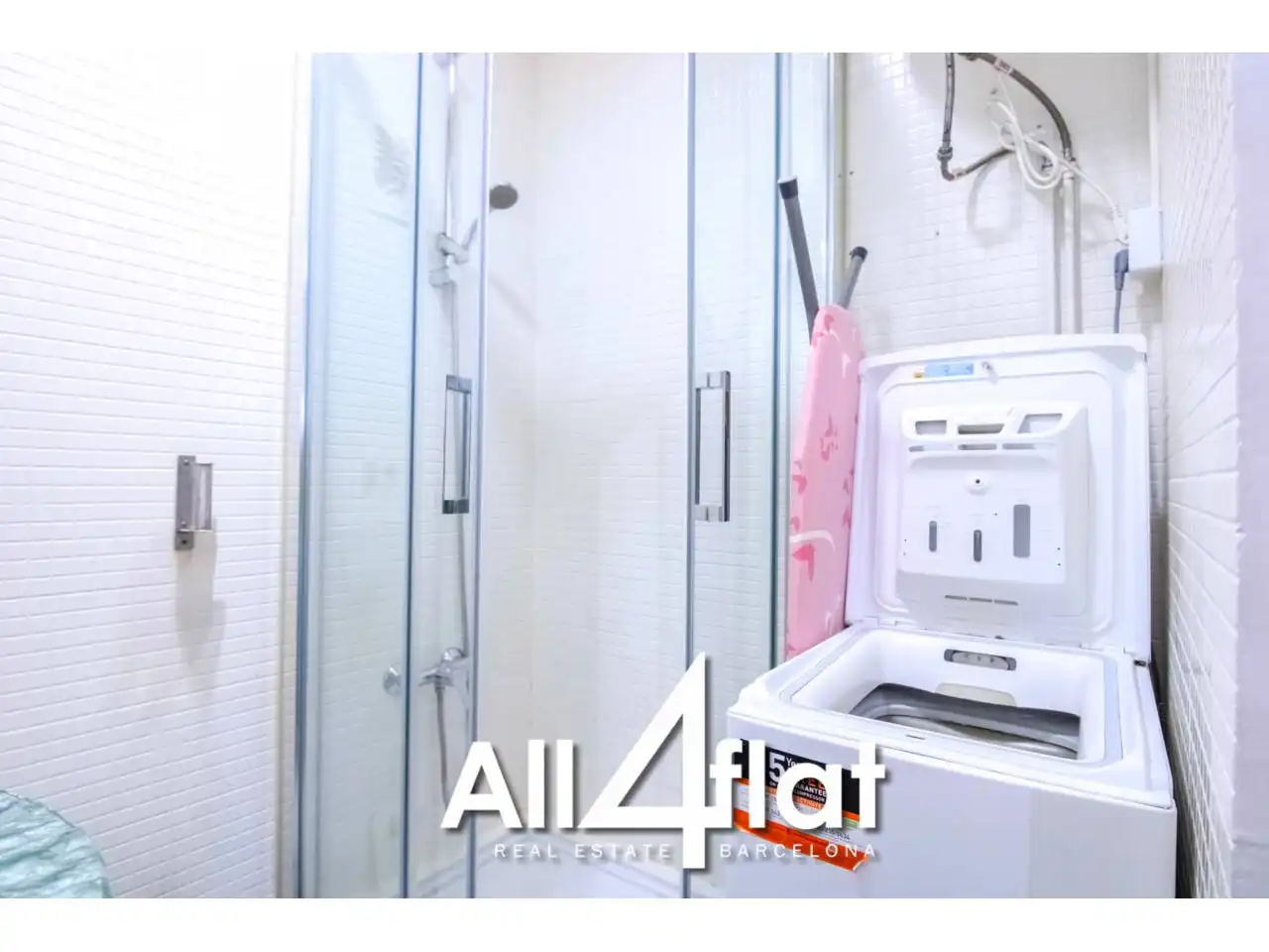 Badezimmer von Wohnung zur Miete in L'Hospitalet de Llobregat mit Klimaanlage, Privatgarten und Möbliert