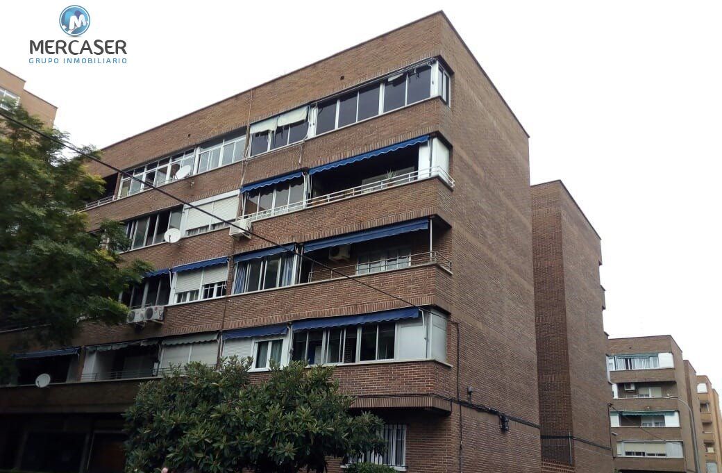 Flat for sale in Calle BUENOS AIRES, Veredillas