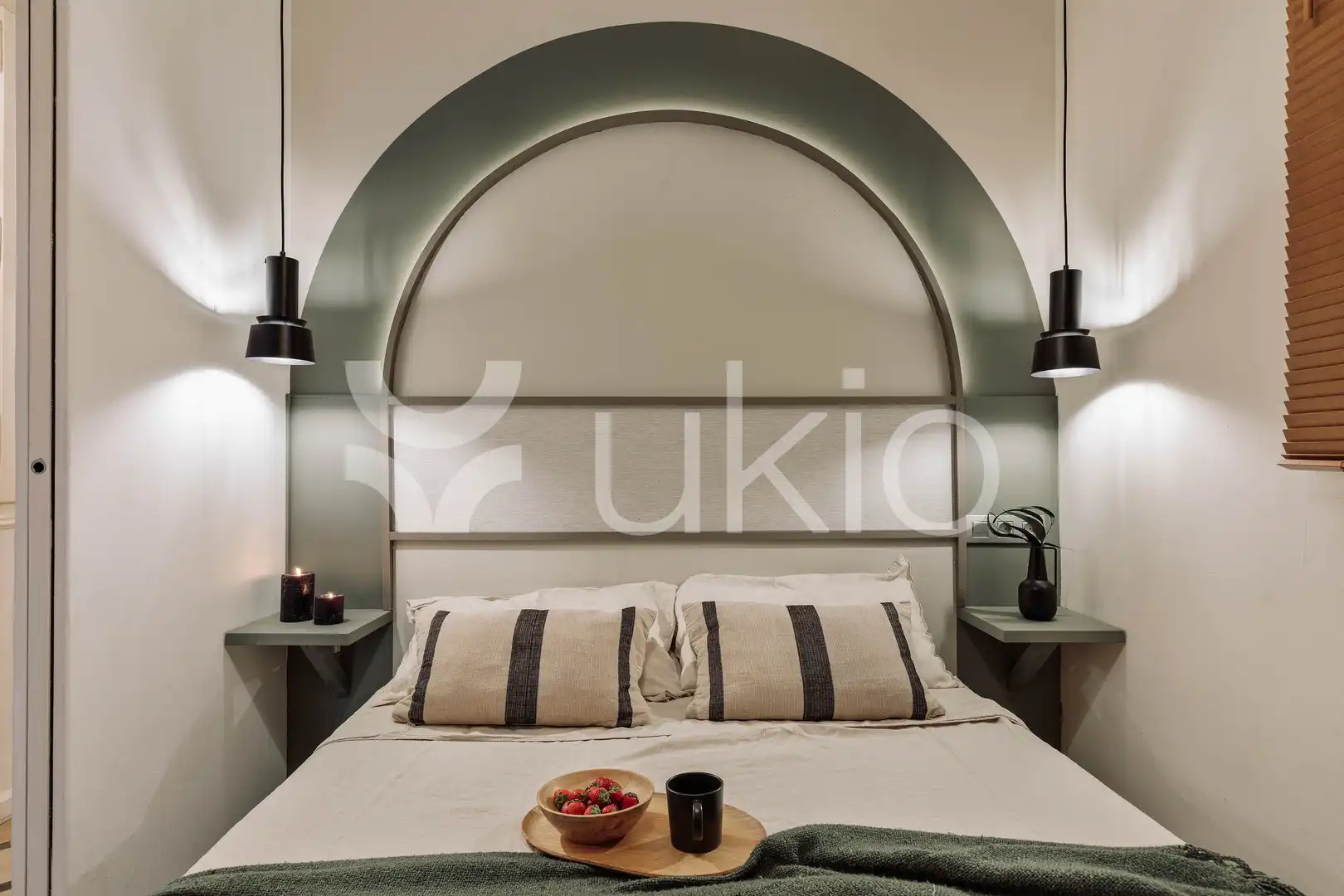 Habitación de Apartamento de alquiler en Barcelona con Aire acondicionado, Calefacción y Amueblado