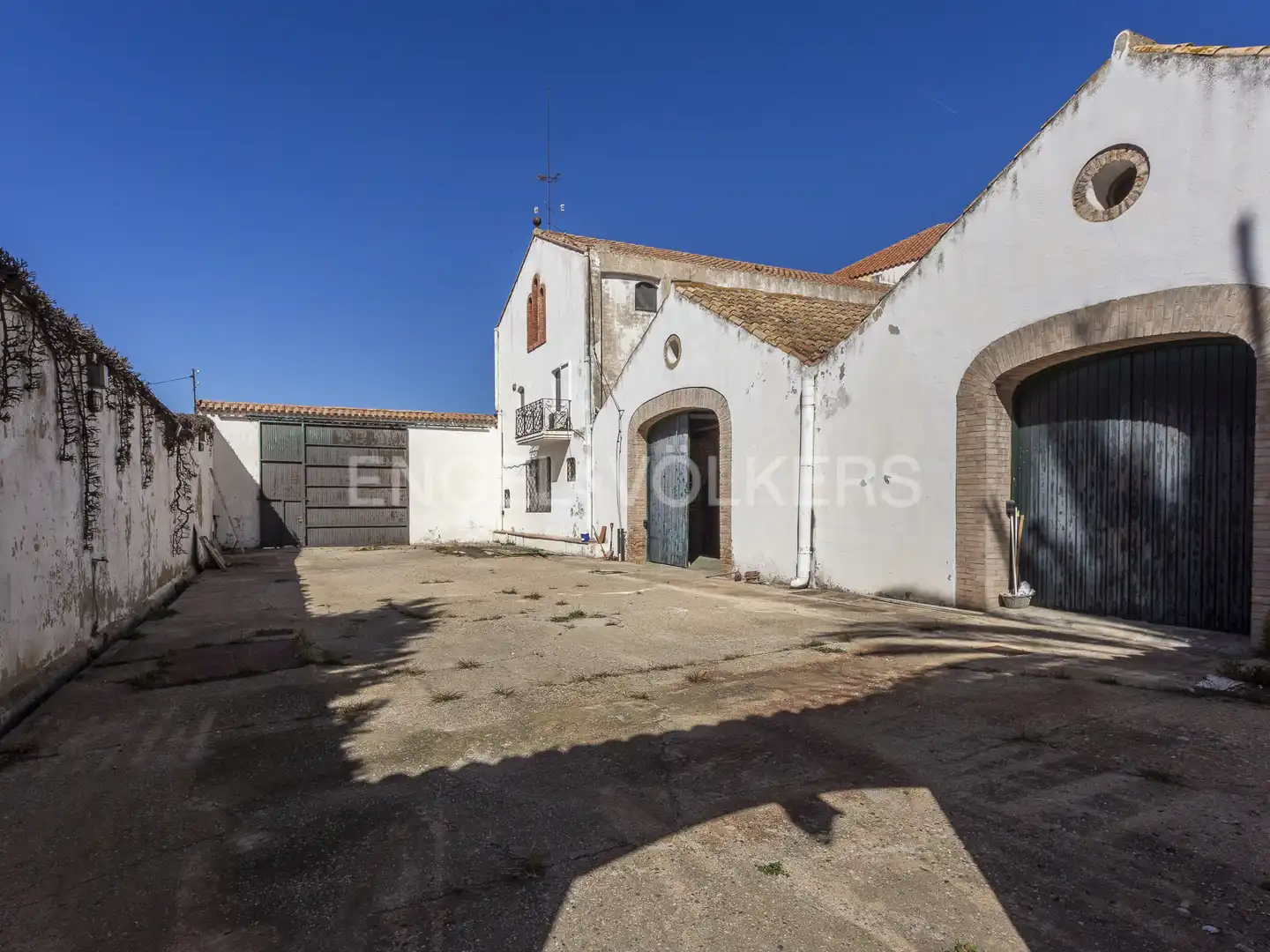 Vista exterior de Edificio en venta en Amposta