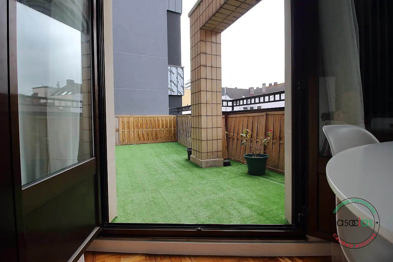 Terraza de Ático en venta en Gijón  con Calefacción, Parquet y Terraza