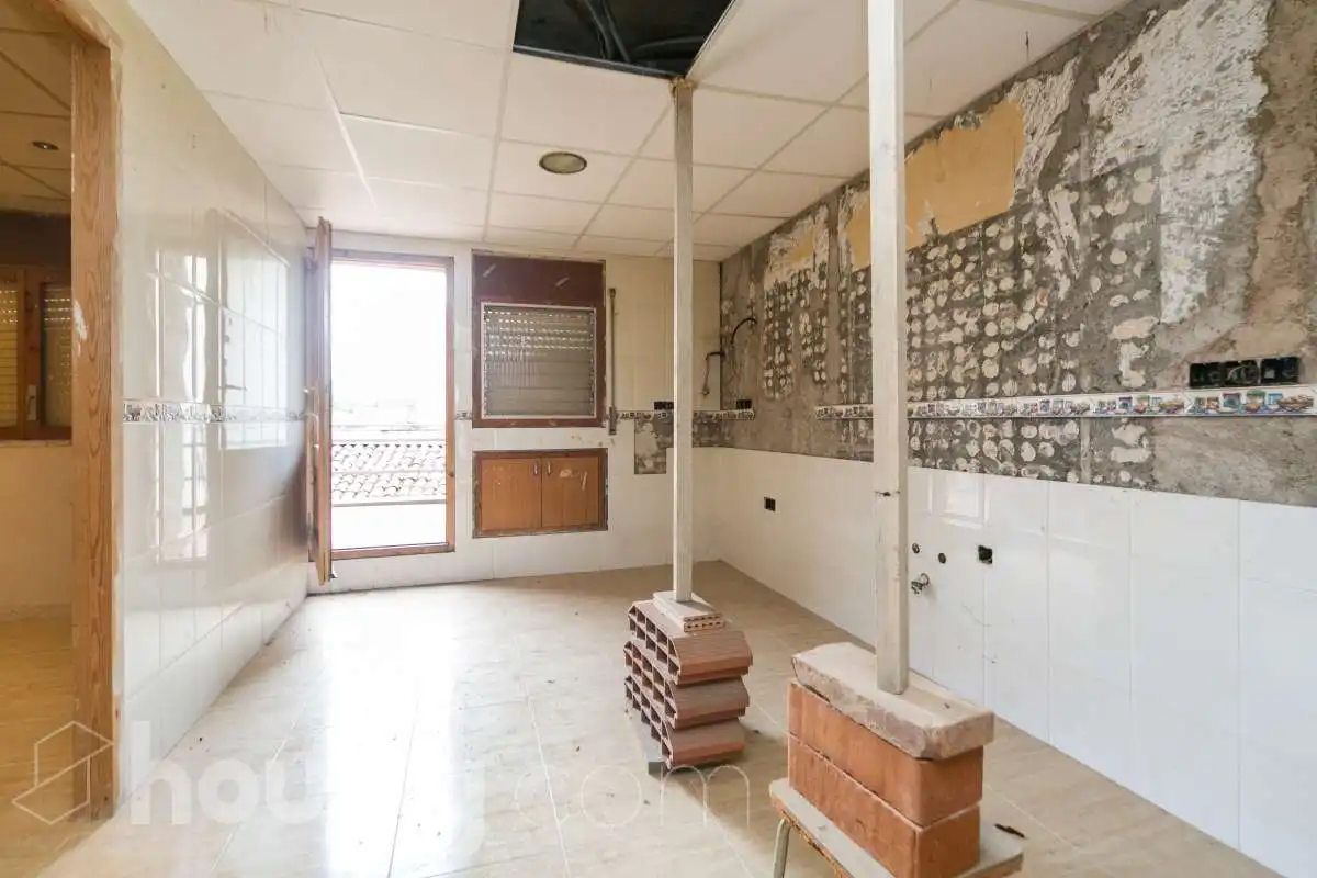 Houses for sale in Sant Martí de Tous  with Terrace and Balcony