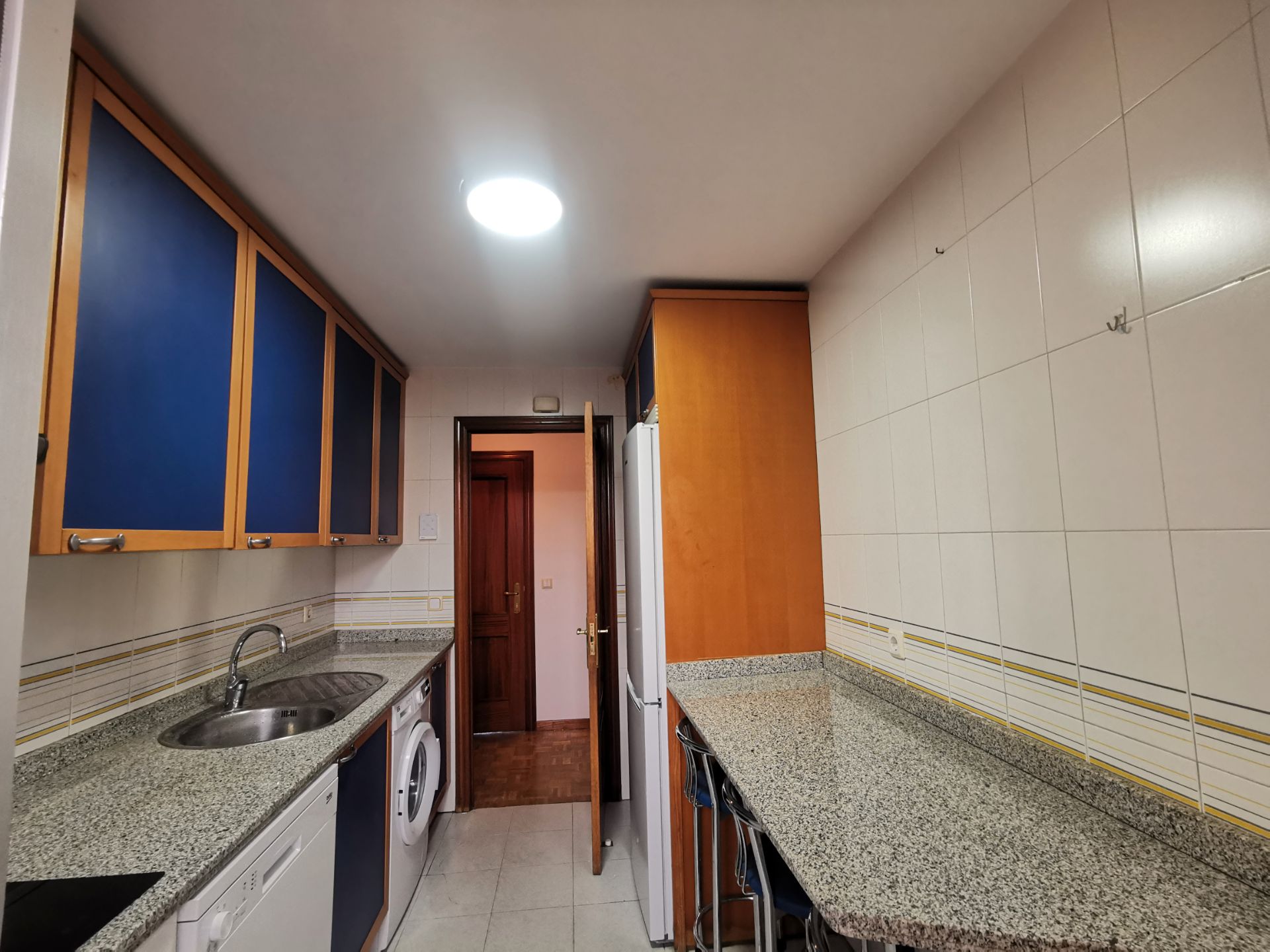 Cuina de Pis en venda en Salamanca Capital amb Calefacció, Parquet i Forn