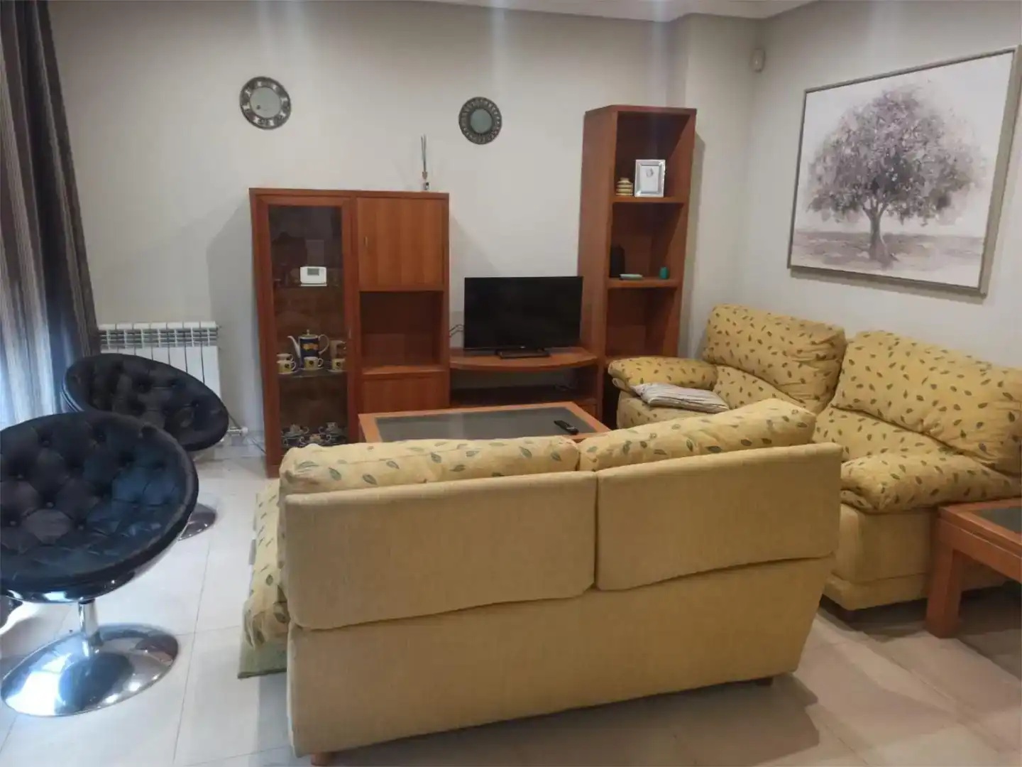 Sala d'estar de Casa adosada de lloguer en Baiona amb Jardí privat, Parquet i Traster