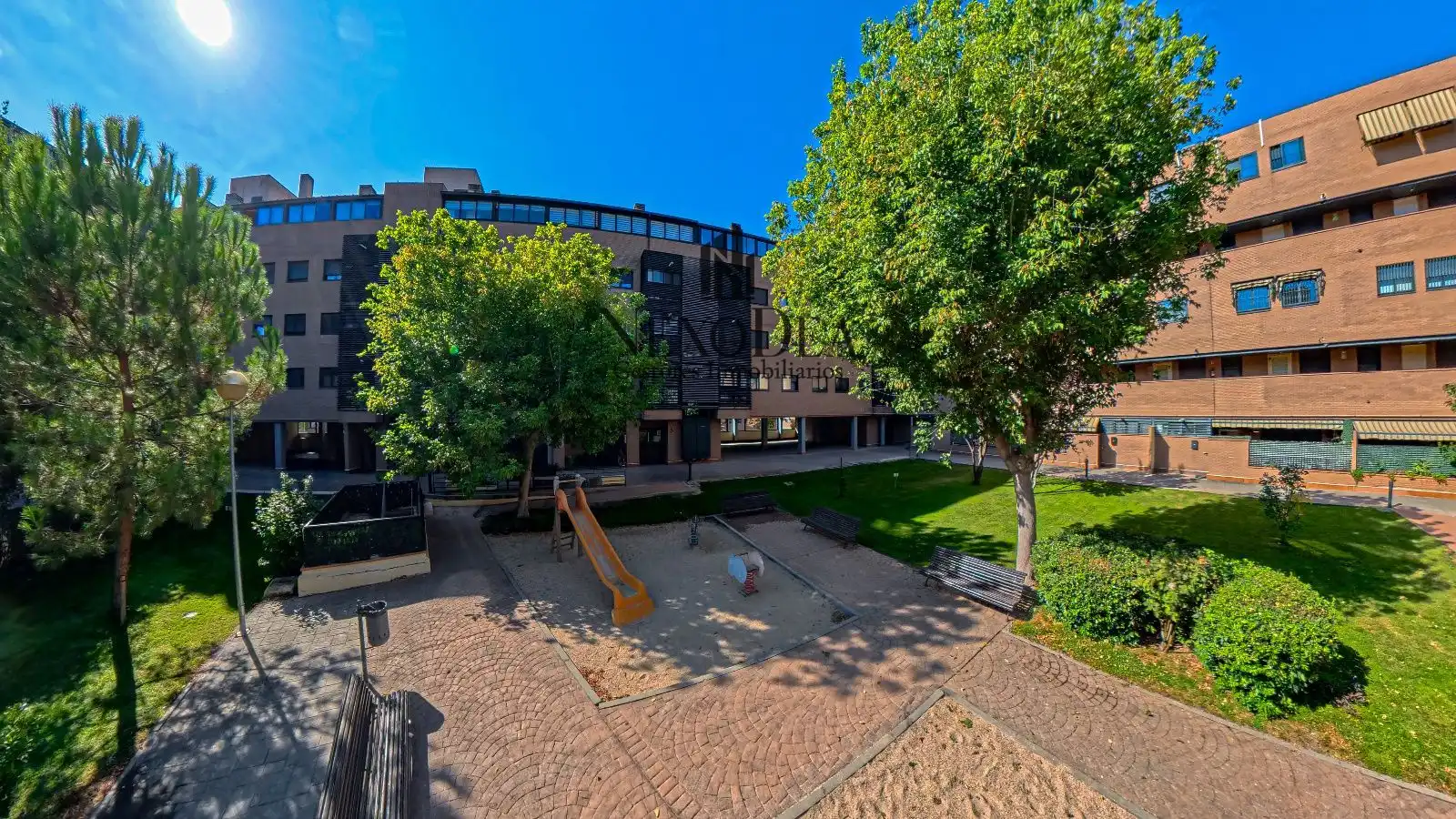 Vista exterior de Piso en venta en Pinto con Aire acondicionado, Terraza y Trastero