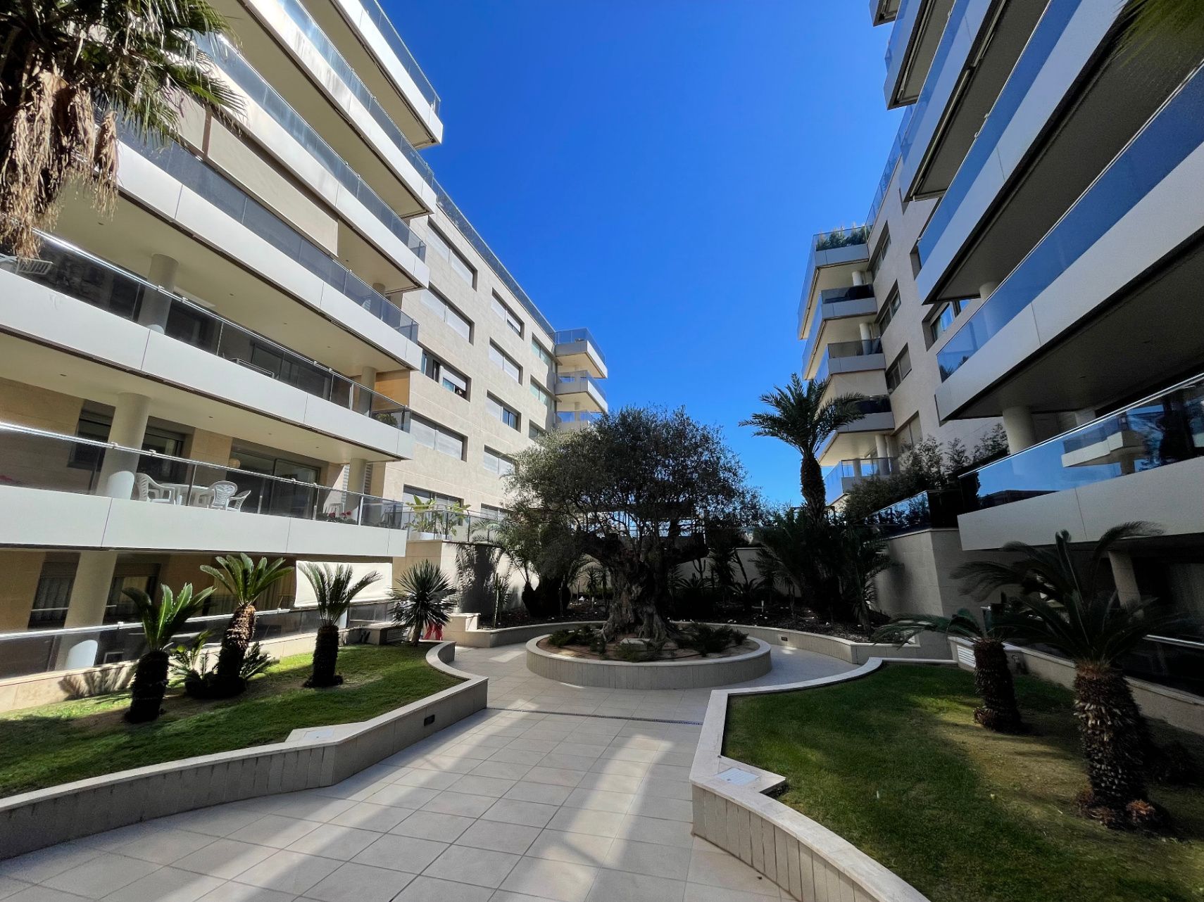 Vista exterior de Apartament en venda en Eivissa amb Aire condicionat, Calefacció i Terrassa