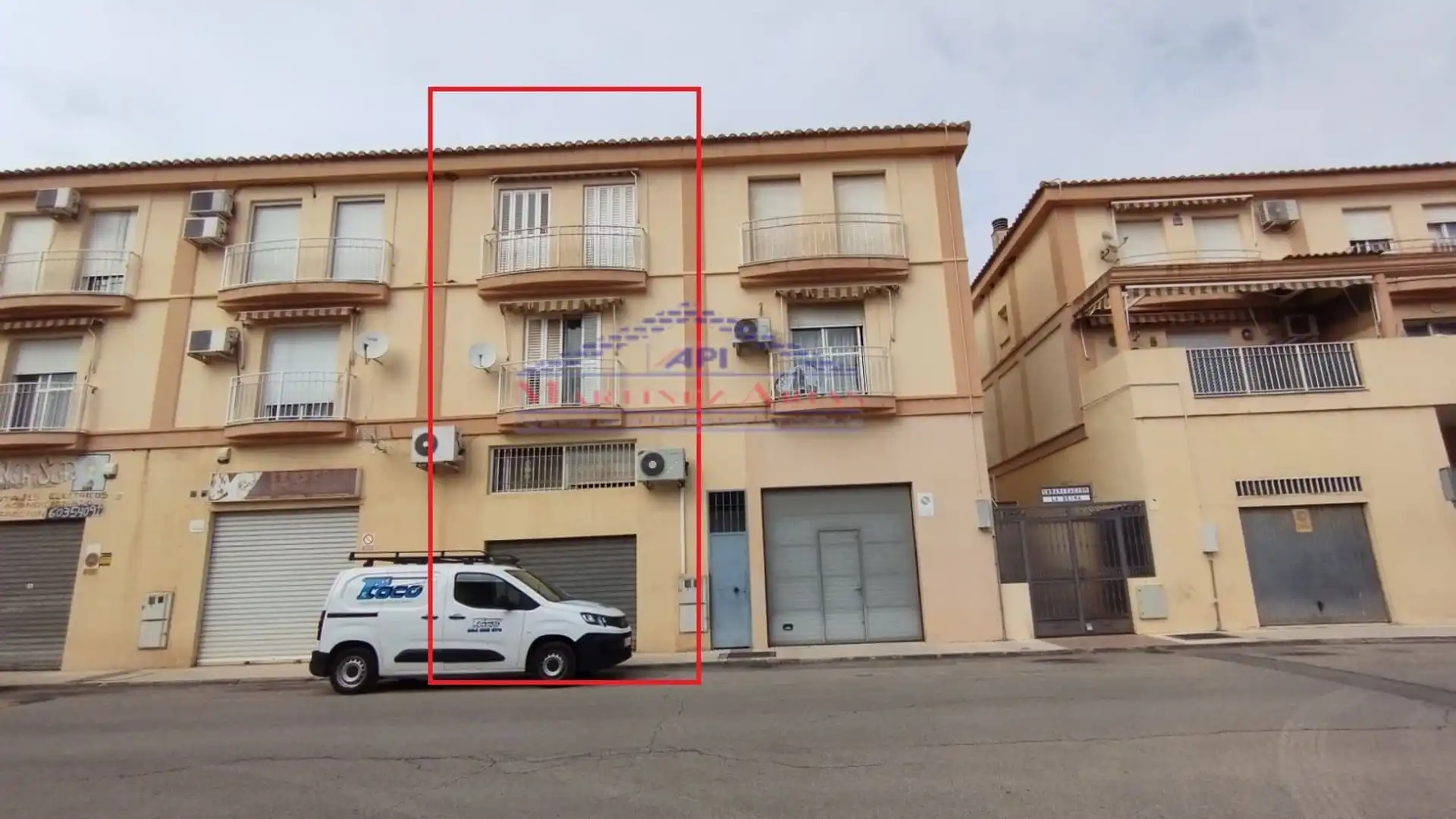 Vista exterior de Casa adosada en venta en Linares