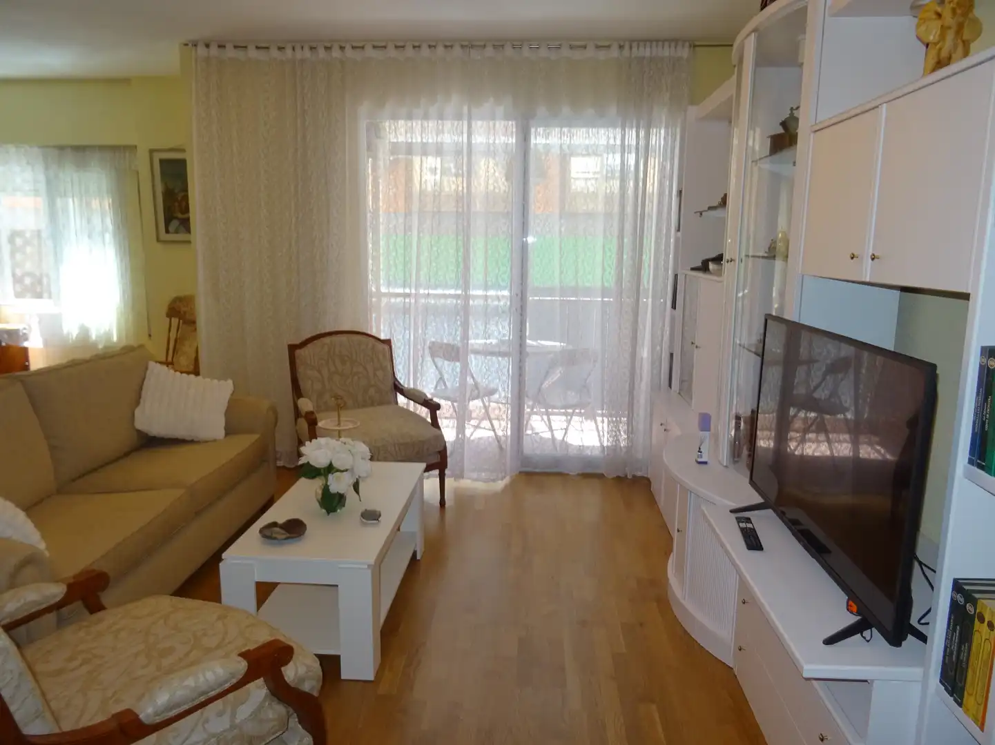 Living room of Flat for rent in Madrid  with Heating and Terrace