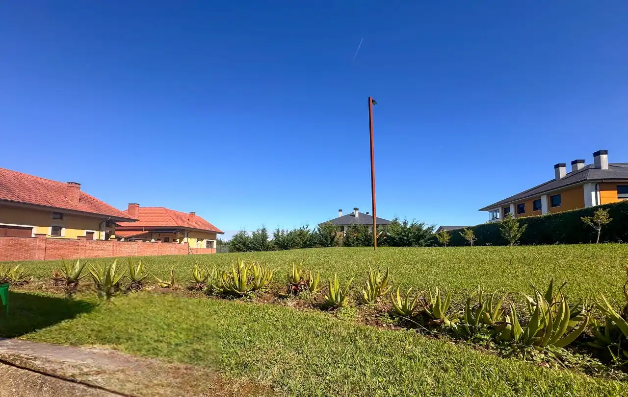 Casa o chalet en venta en Alfoz de Lloredo con Calefacción, Jardín privado y Terraza