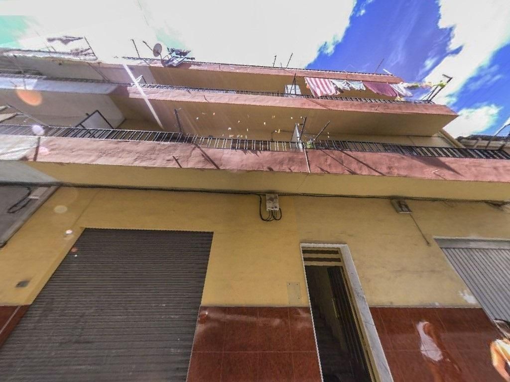 Vista exterior de Apartament en venda en Villena amb Parquet i Balcó