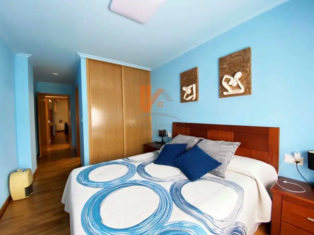 Bedroom of Flat for sale in Ames  with Oven