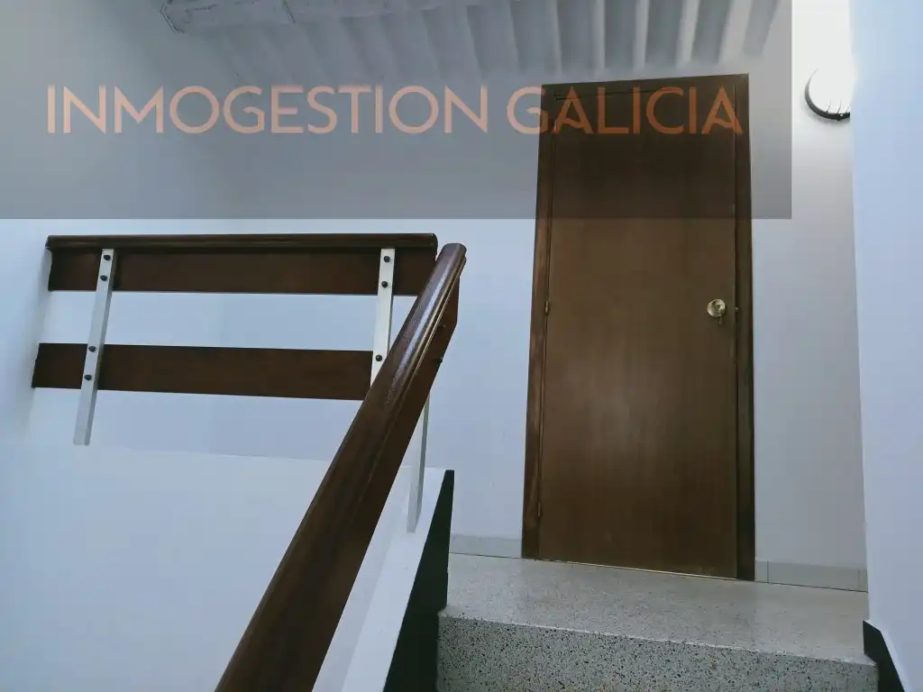 Edificio en venta en Plaza Campo Da Feira, Cerceda