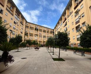 Vista exterior de Pis de lloguer en  Sevilla Capital