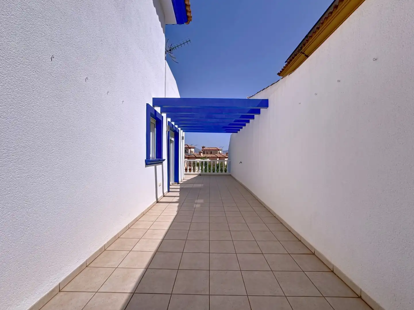 Terrassa de Casa adosada en venda en L'Alfàs del Pi amb Aire condicionat, Jardí privat i Terrassa