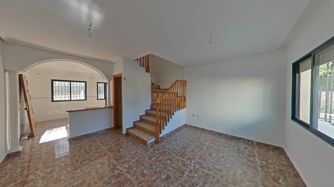 Semi-detached house with pool for sale in C/ Mayor, imagen 7