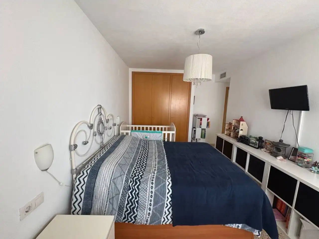Habitación de Piso en venta en Alicante / Alacant con Aire acondicionado, Trastero y Balcón