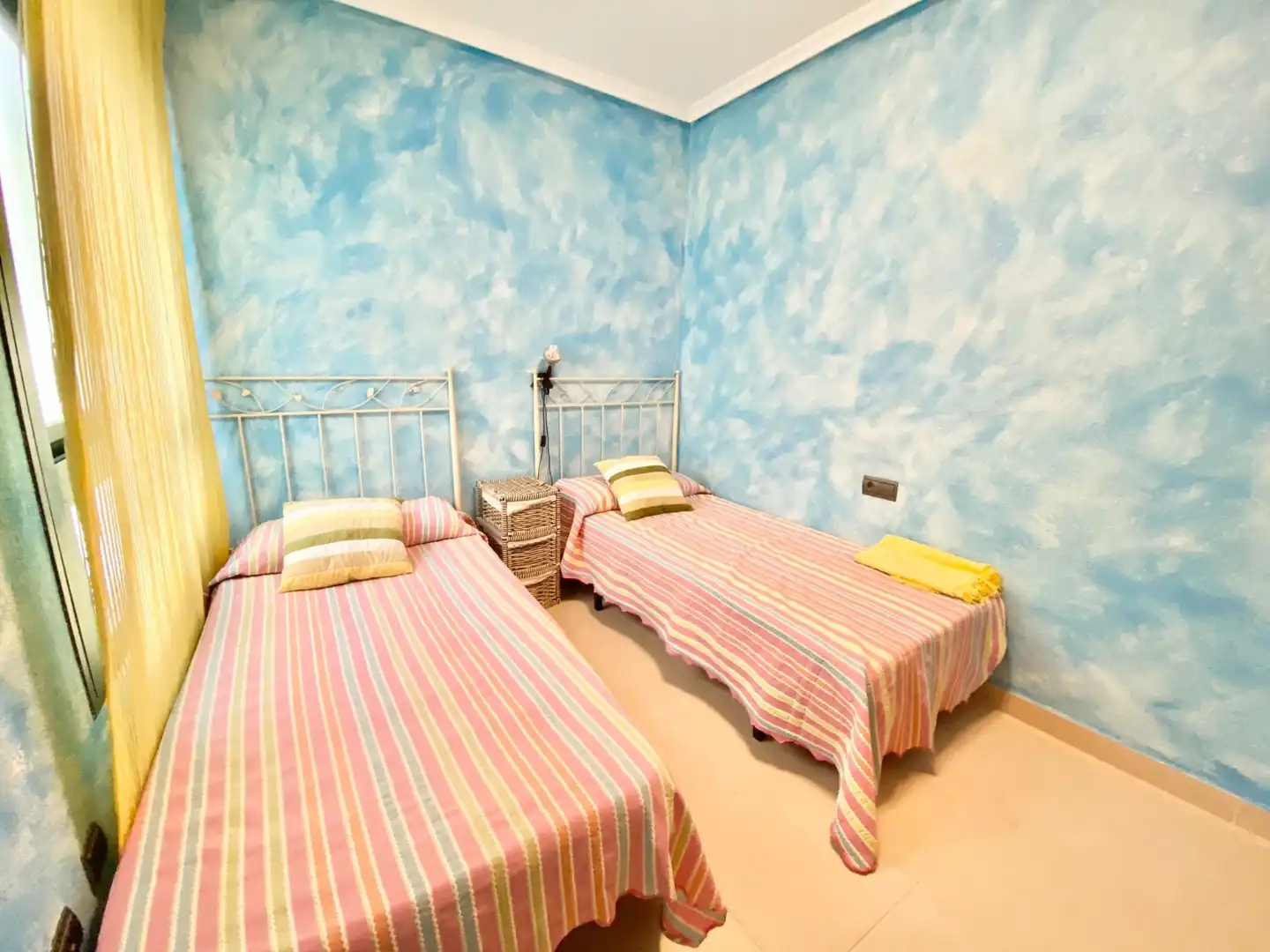 Bedroom of Attic for rent in Guardamar del Segura  with Air Conditioner, Heating and Furnished