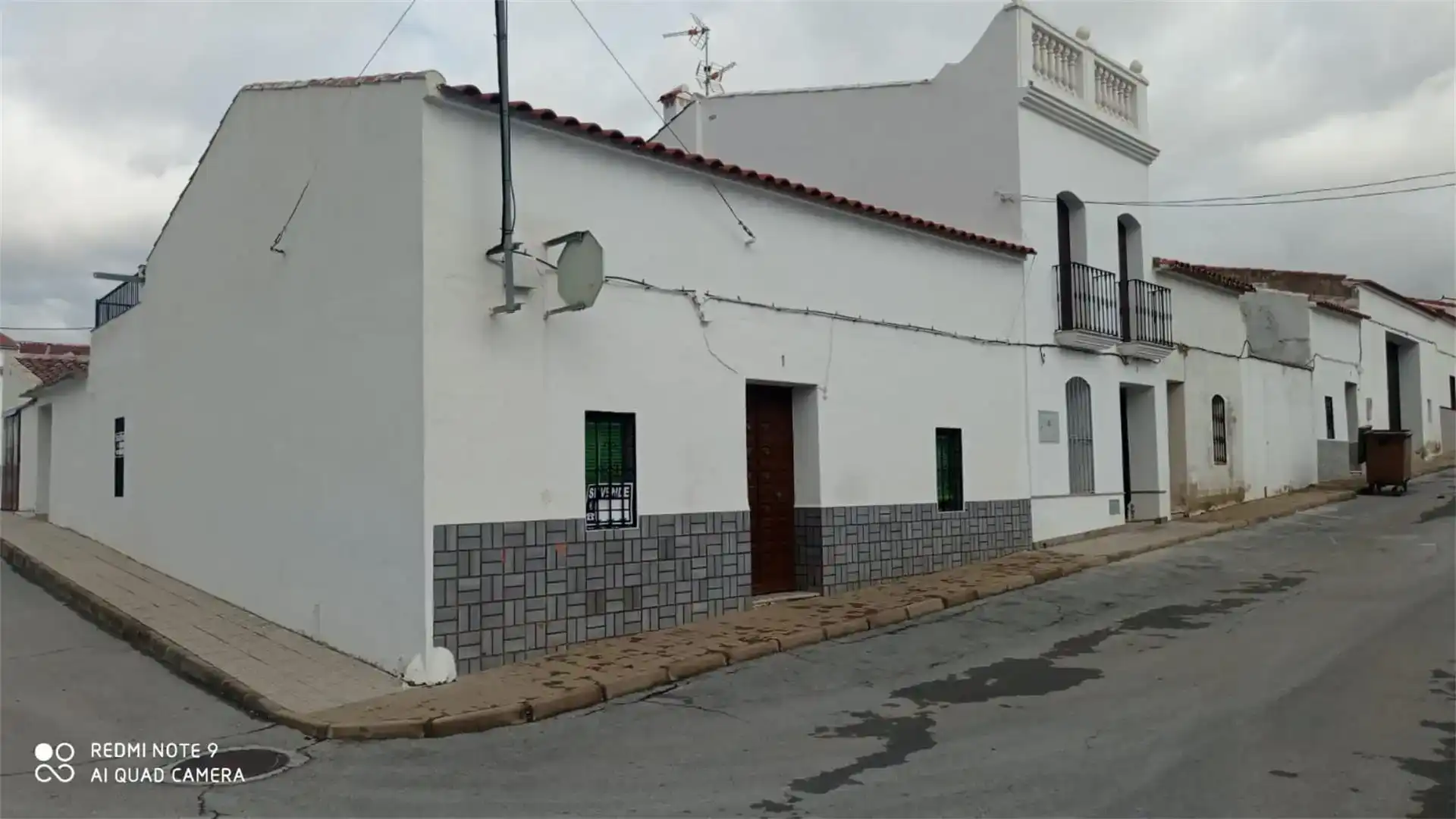Vista exterior de Casa adosada en venda en Ahillones amb Traster, Moblat i Forn