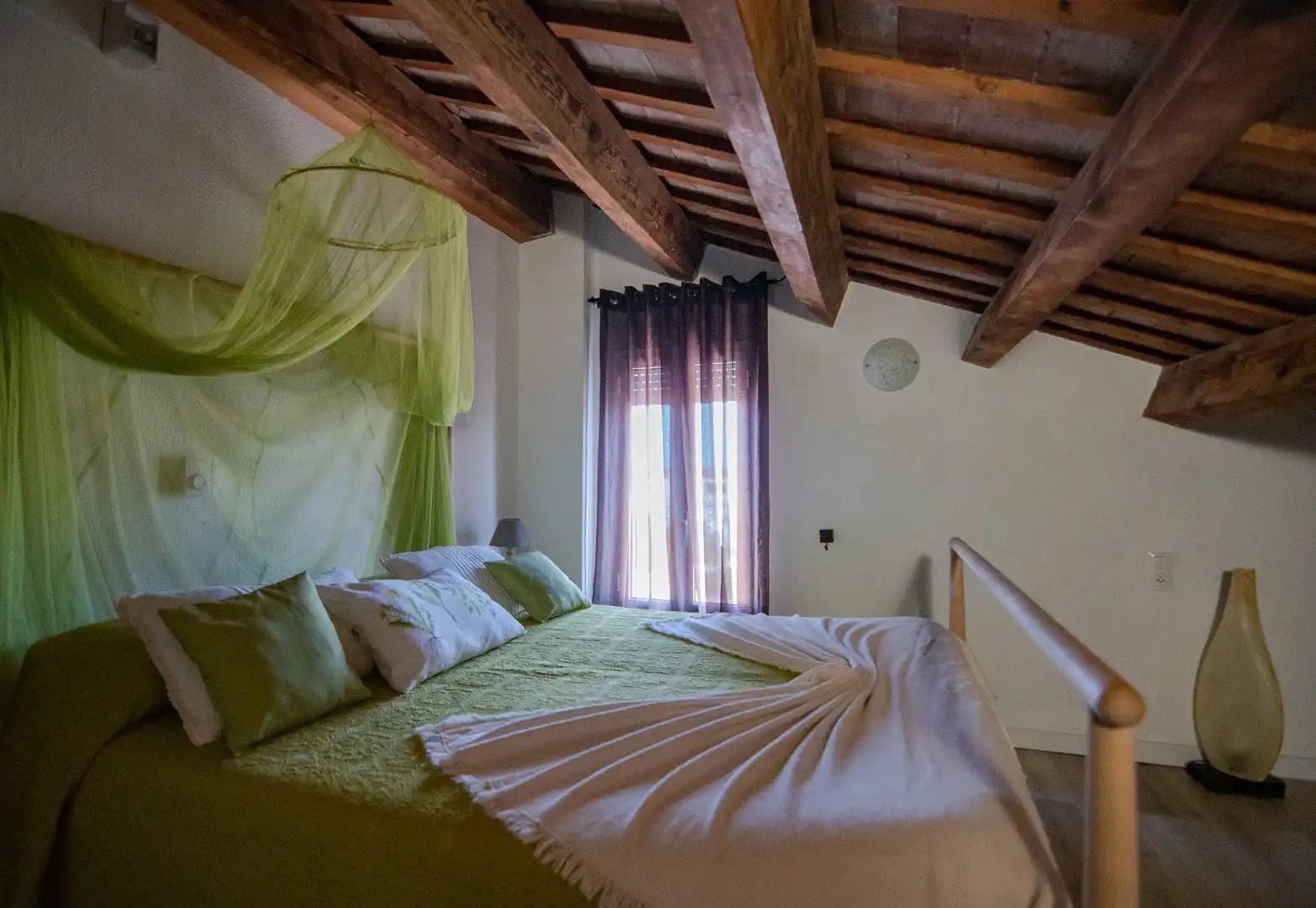 Dormitori de Finca rústica en venda en Deltebre amb Aire condicionat, Jardí privat i Terrassa