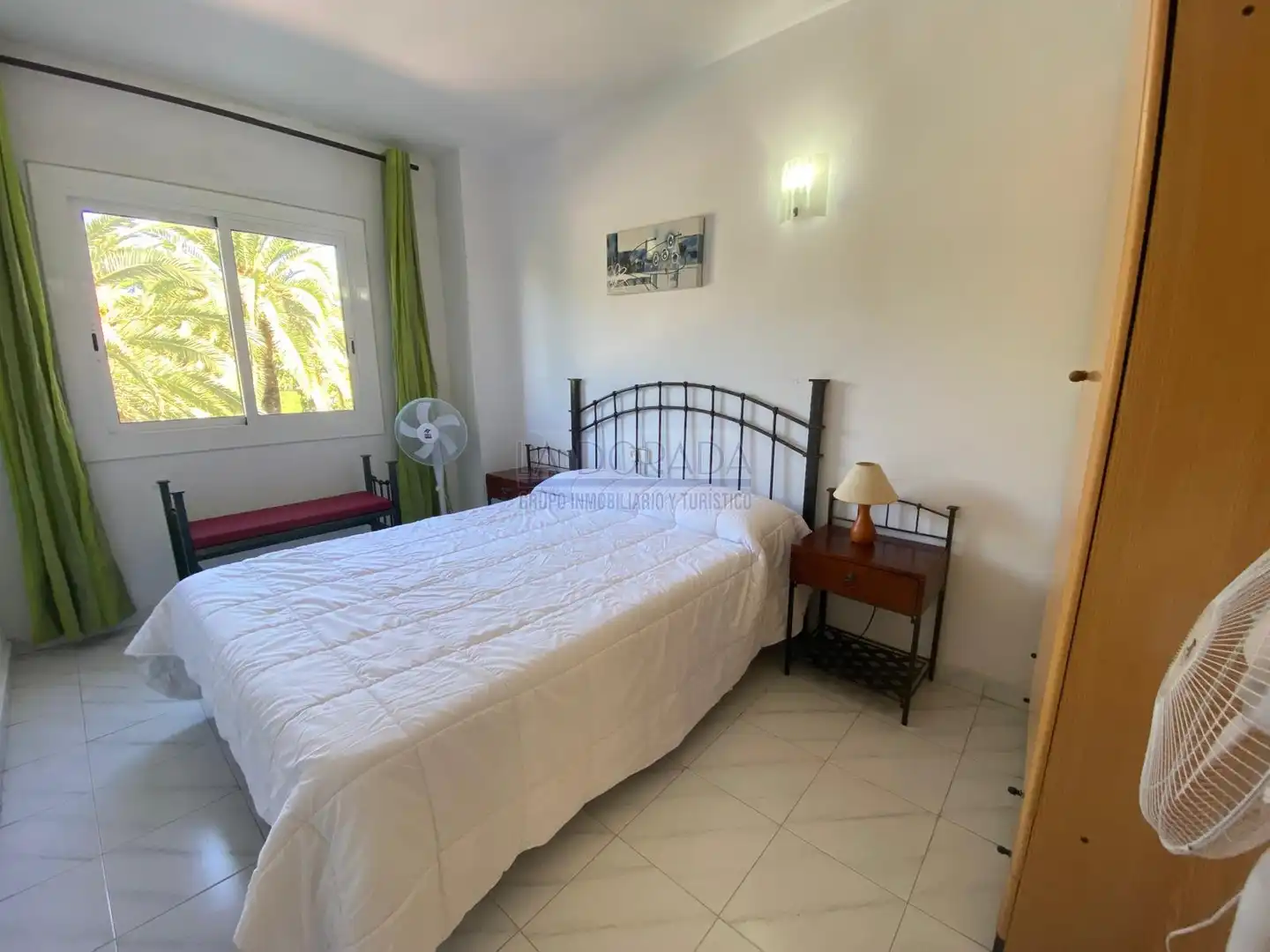 Dormitori de Casa adosada en venda en Cambrils amb Jardí privat, Terrassa i Moblat