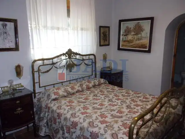 Dormitori de Casa o xalet en venda en Valdepeñas amb Aire condicionat, Calefacció i Traster