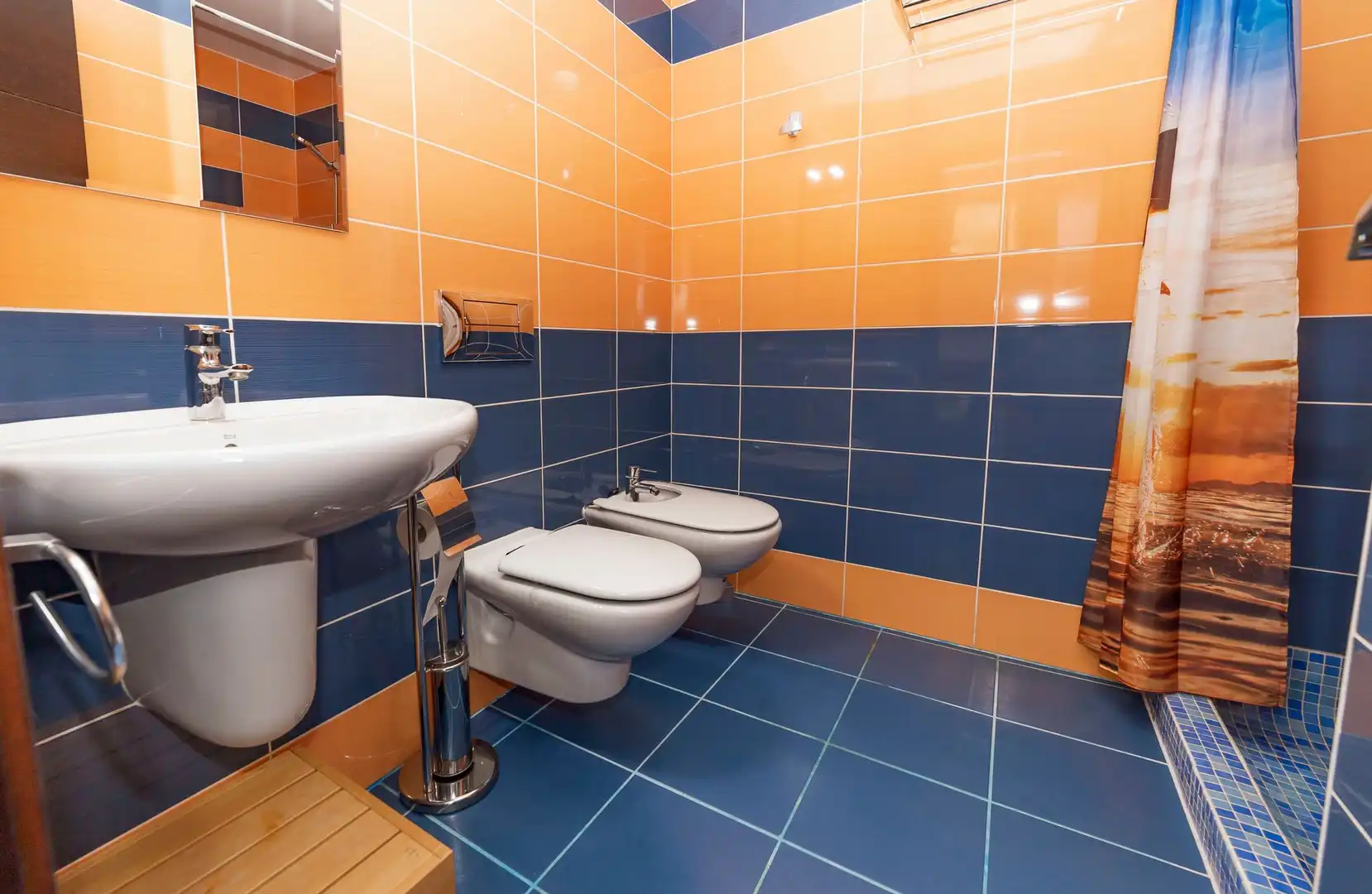 Bathroom of Houses for sale in Alhaurín de la Torre  with Terrace