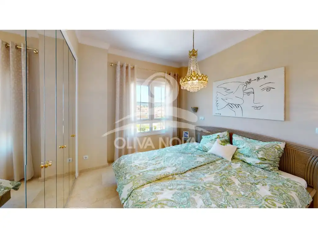 Bedroom of Attic for sale in Oliva  with Terrace, Swimming Pool and Furnished