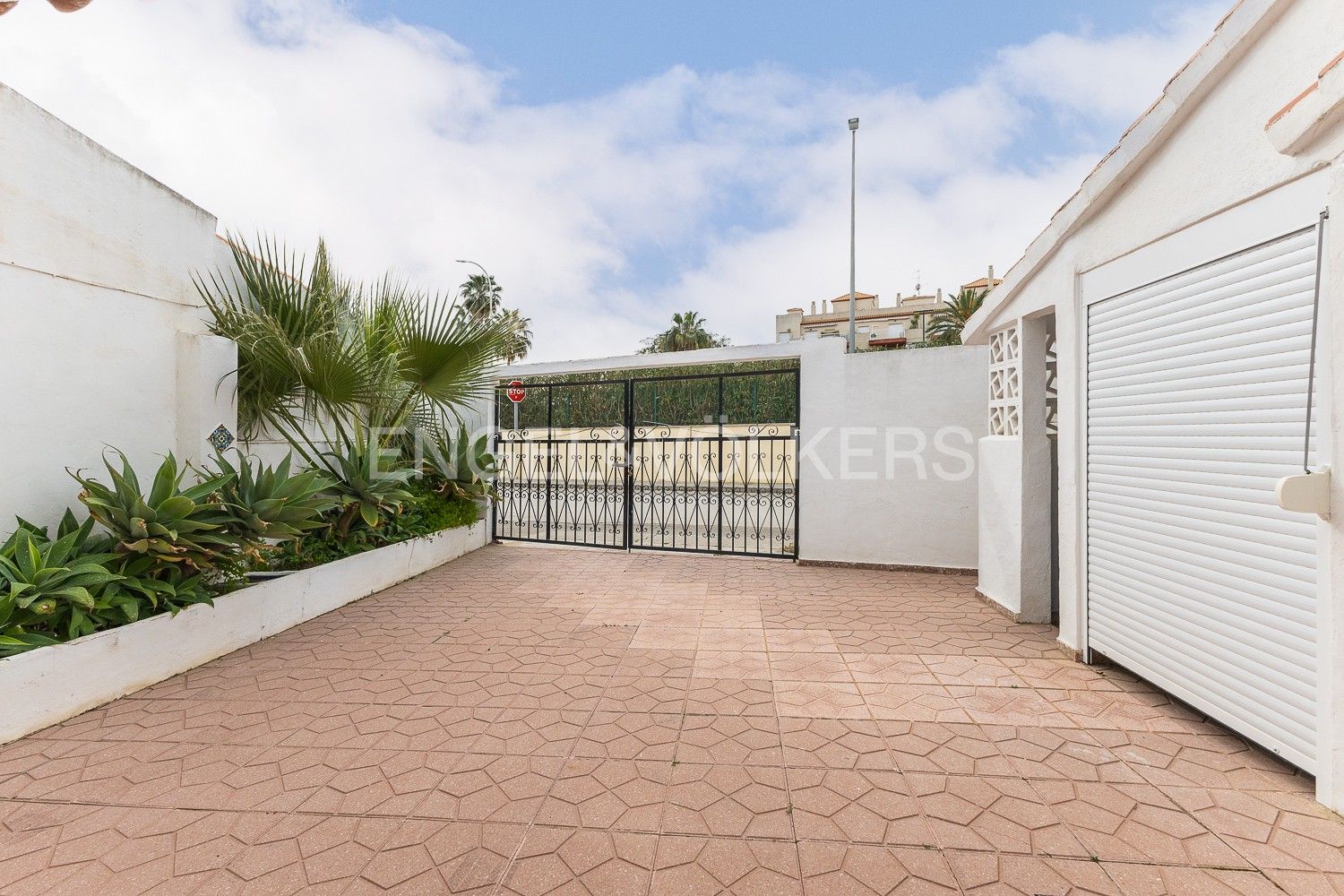 Exterior view of House or chalet for sale in Dénia  with Air Conditioner, Heating and Terrace