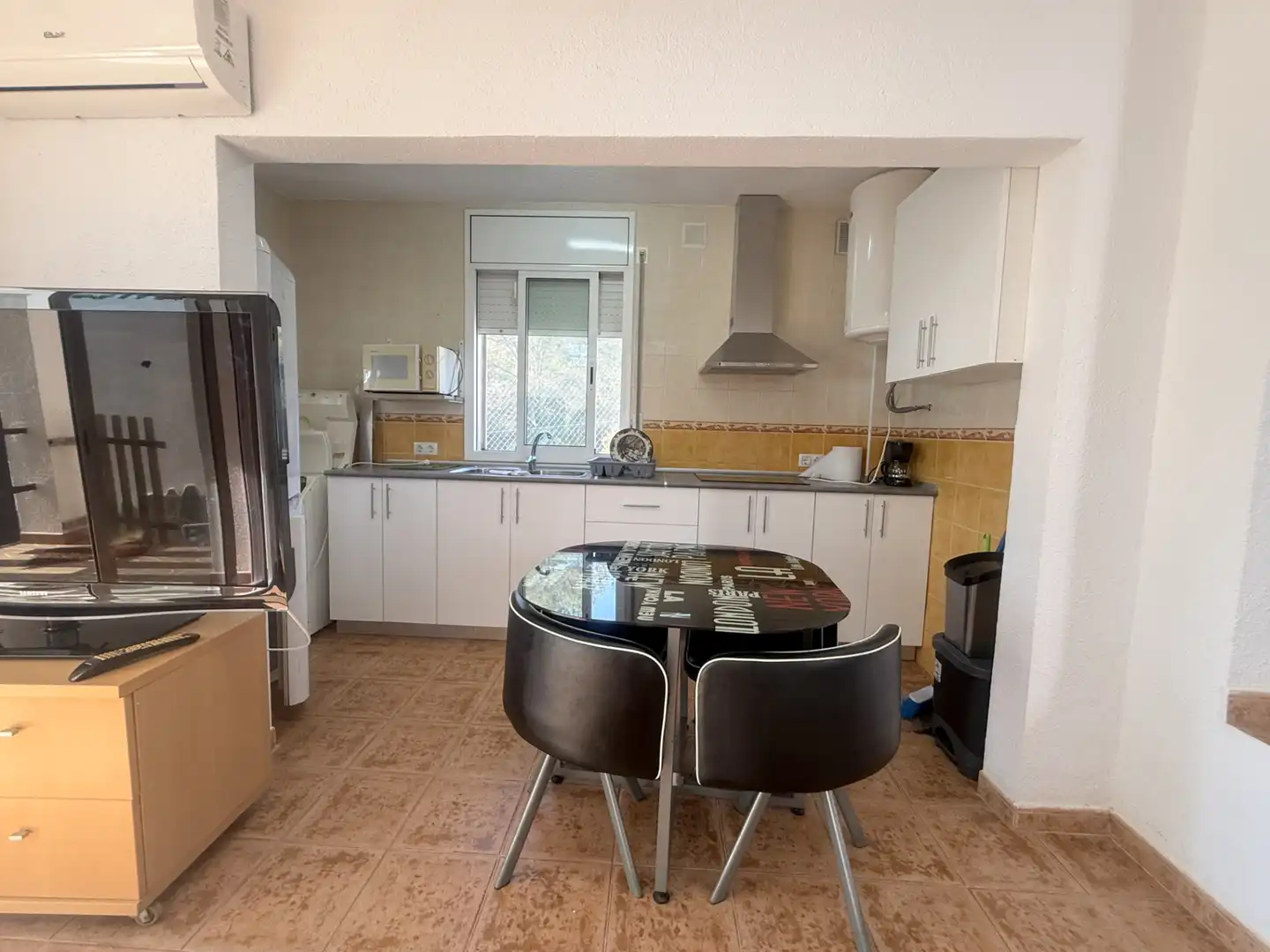 Cuina de Casa o xalet en venda en El Vendrell amb Aire condicionat, Calefacció i Jardí privat