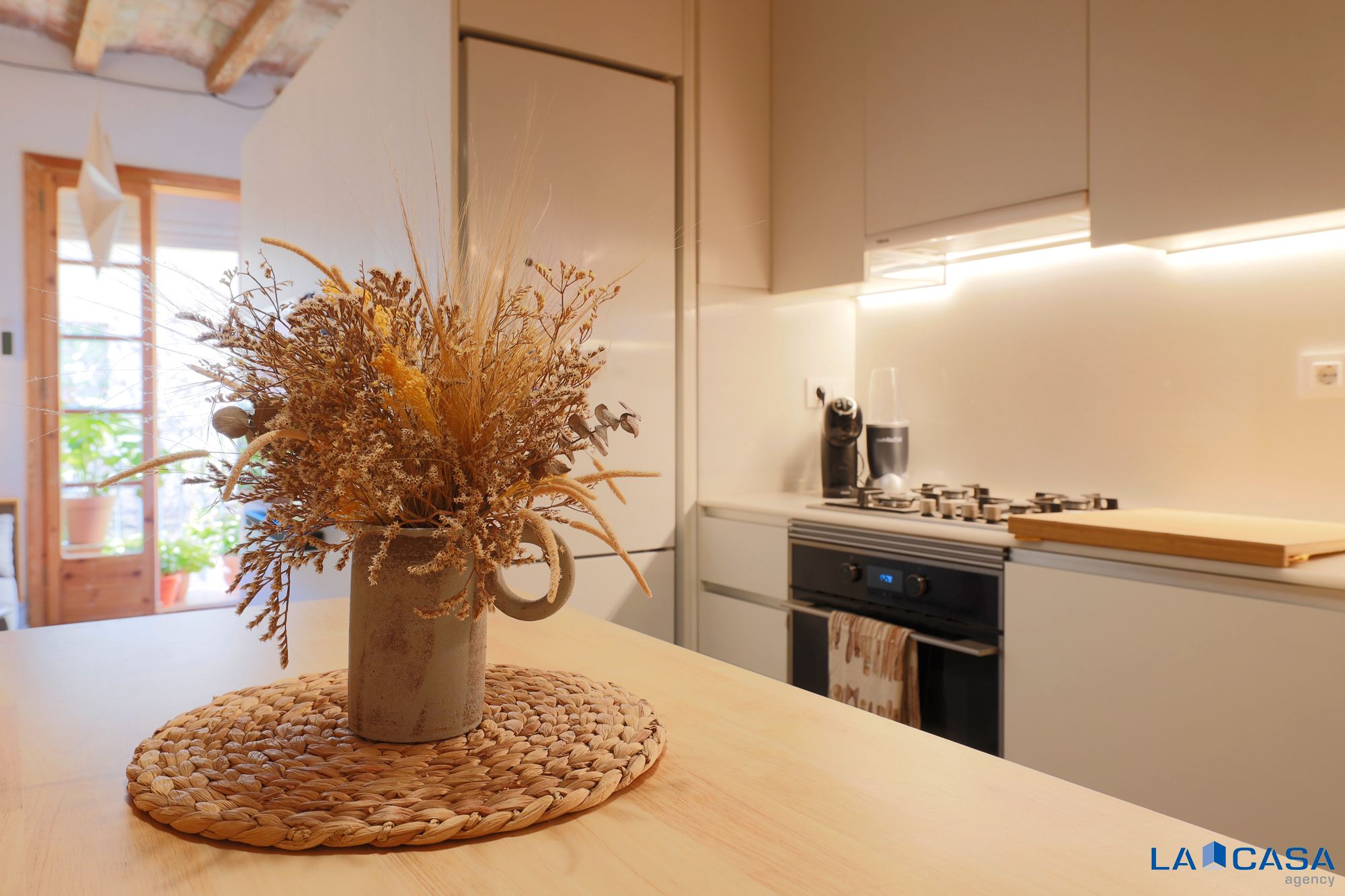 Cocina de Piso en venta en  Barcelona Capital con Balcón