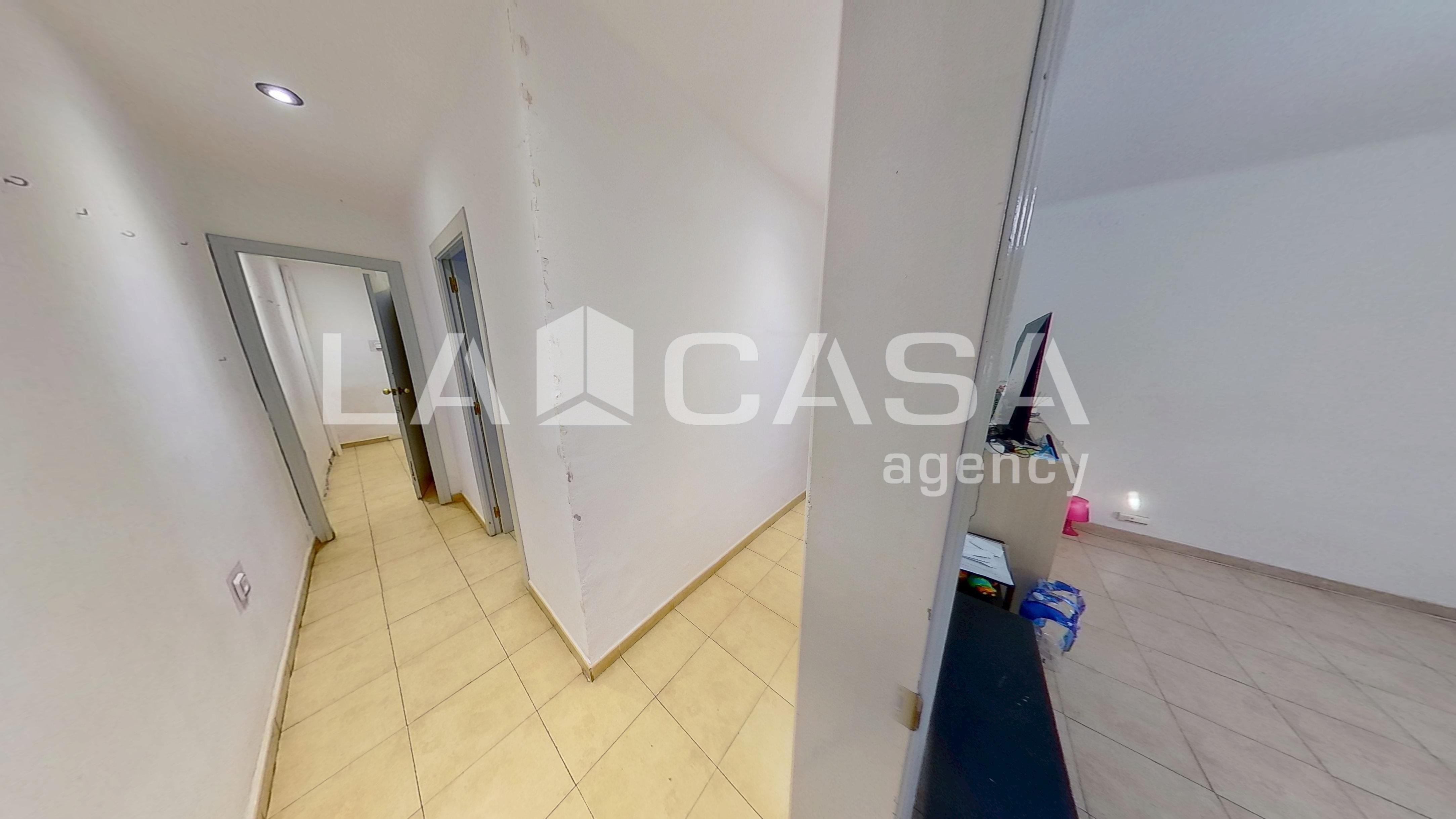 Flat for sale in Badalona  with Terrace