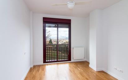 Bedroom of Flat for sale in  Granada Capital  with Heating, Private garden and Terrace